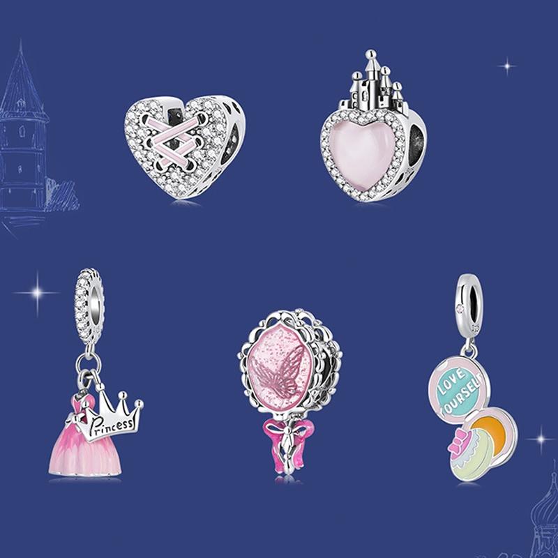 Retro Pink Pearl Bracelet With Fantasy Pendant