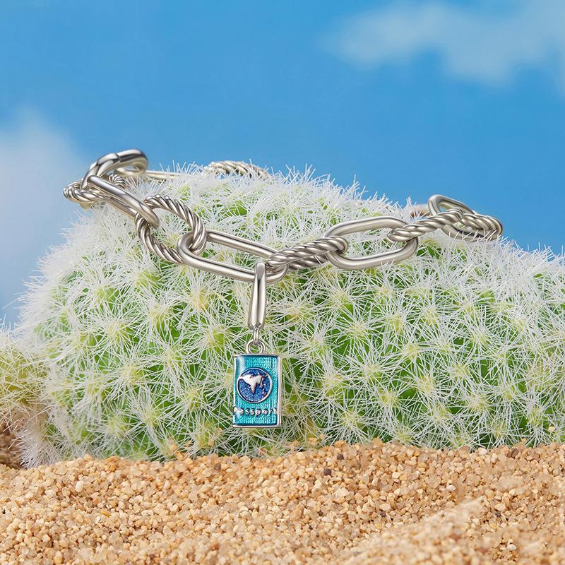 925 Sterling Silver Openable Passport Pendant For Travel
