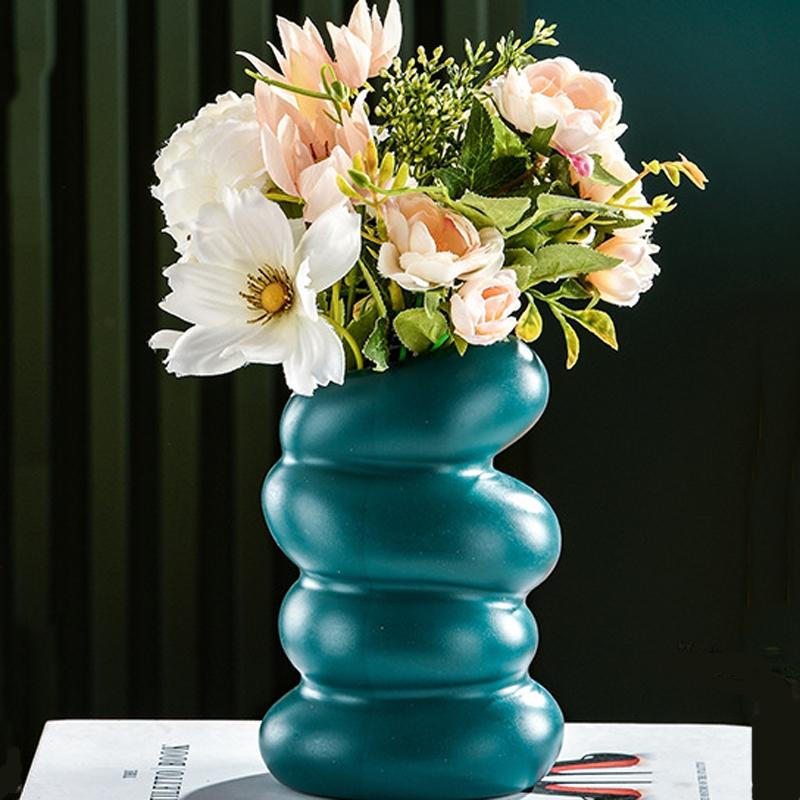 Imitation Glaze Porcelain Spiral Vase for Wet & Dry Flower Arrangements - White