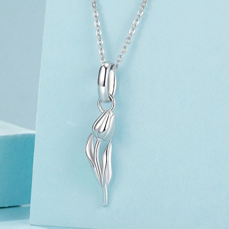 925 Sterling Silver Romantic Tulip Beaded Pendant In