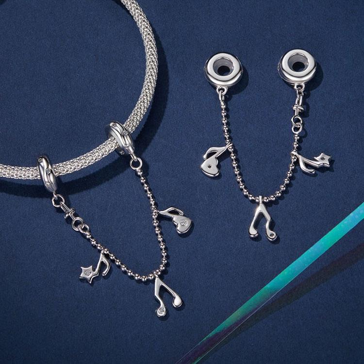 925 Sterling Silver Platinum Plated Note Safety Chain Pendant